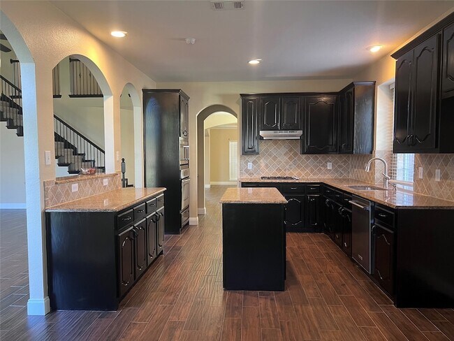 Foto del edificio - 8158 Painted Tree Tr