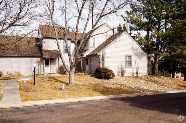 Building Photo - 272 Cobblestone Dr