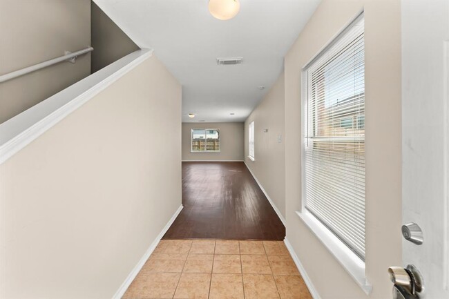 Building Photo - 12531 Meadow Frost Ln