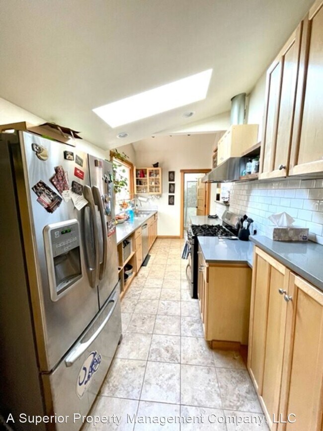 Foto del edificio - 2 br, 1 bath House - 1310 NW Cumberland Ave