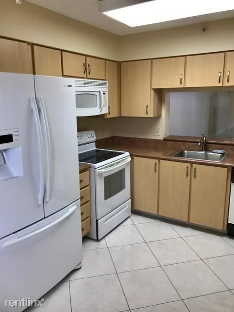 Foto del edificio - 6866 Huntington Ln