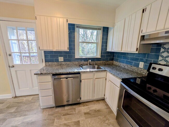 Foto del edificio - 1017 Madison Ave