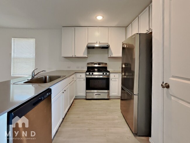 Foto del edificio - 9007 Lunar Cove