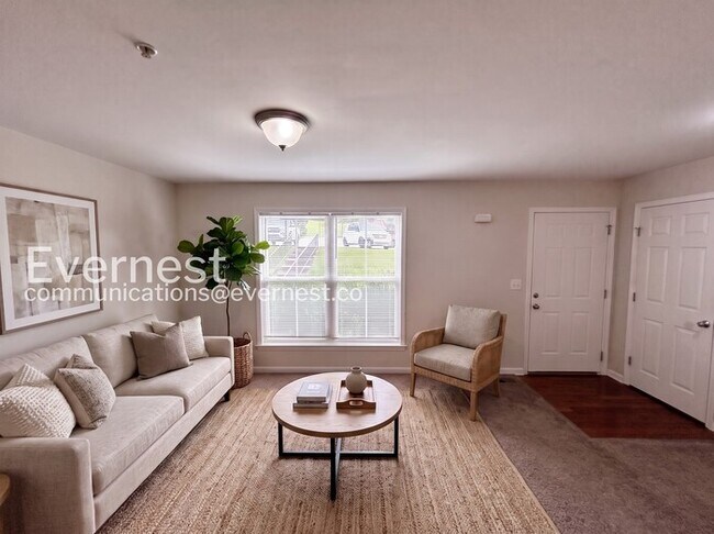 Foto del edificio - 701 Vineland Ct