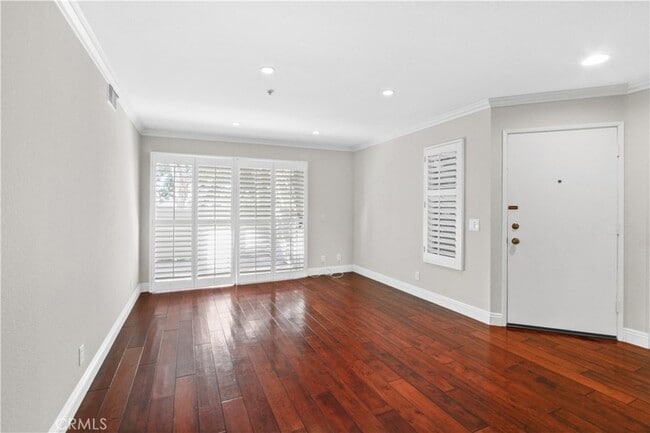 Building Photo - 2800 Keller Dr