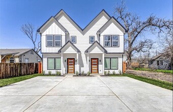 Building Photo - 2206 Dolly Wright St