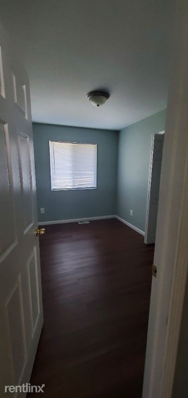Building Photo - 3 br, 1 bath House - 14955 Reeck Rd