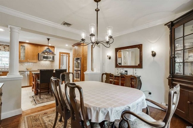 Foto del edificio - 5 Gables Blvd