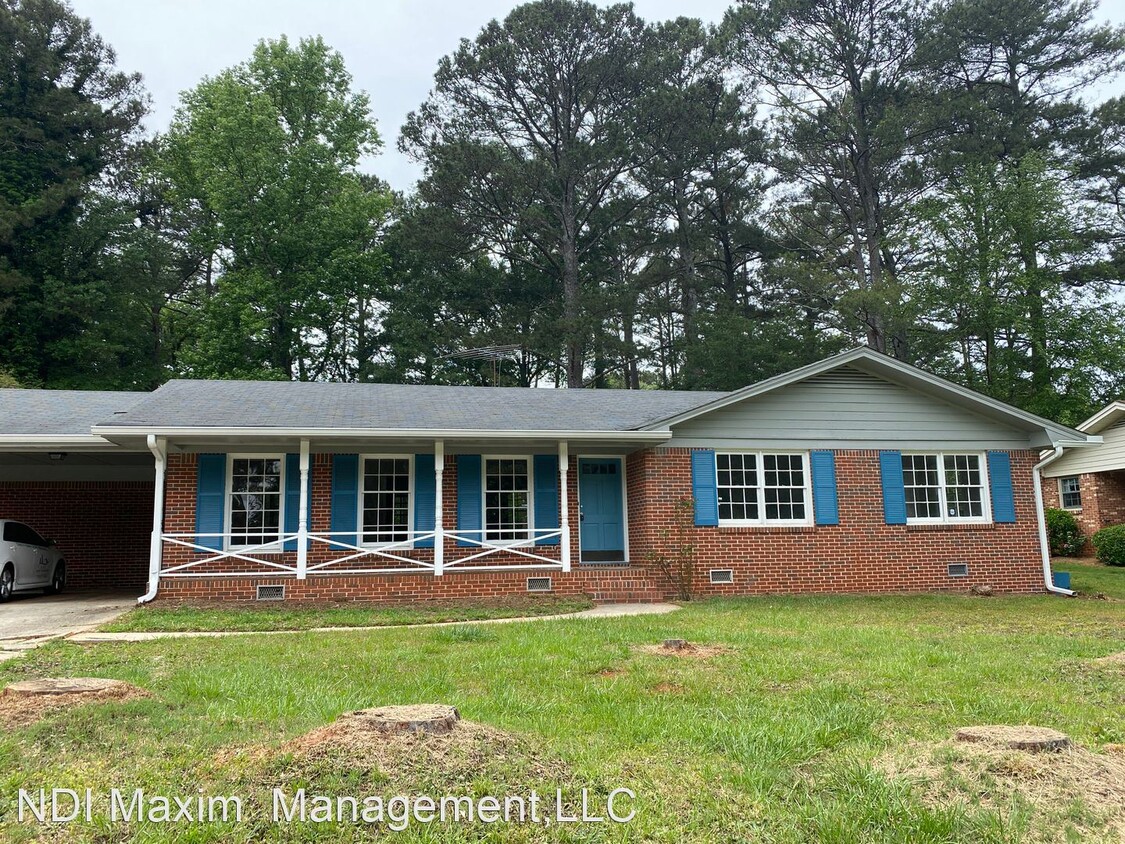 Primary Photo - 3 br, 2 bath House - 542 N. Hairston Road