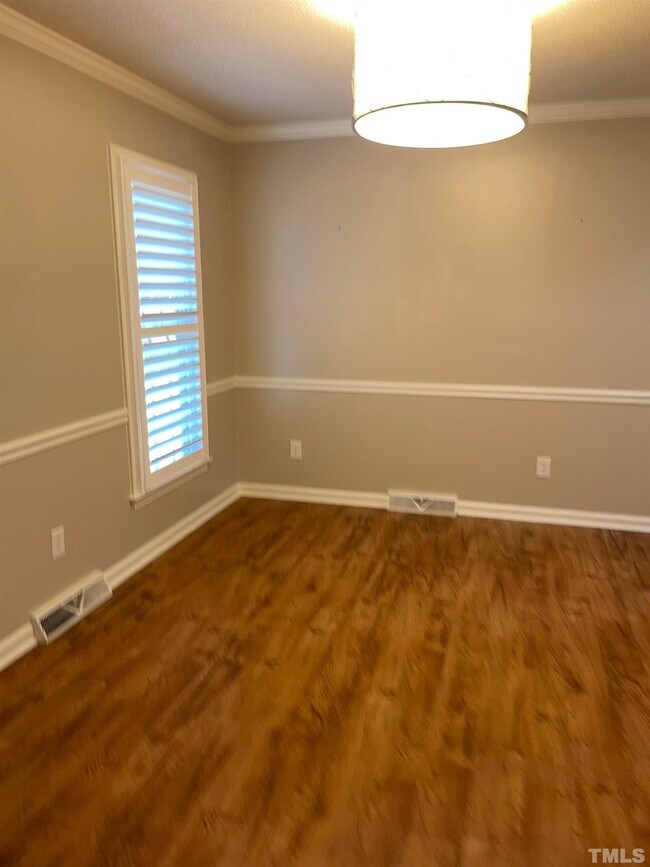 Foto del edificio - 407 Portsmouth Ct
