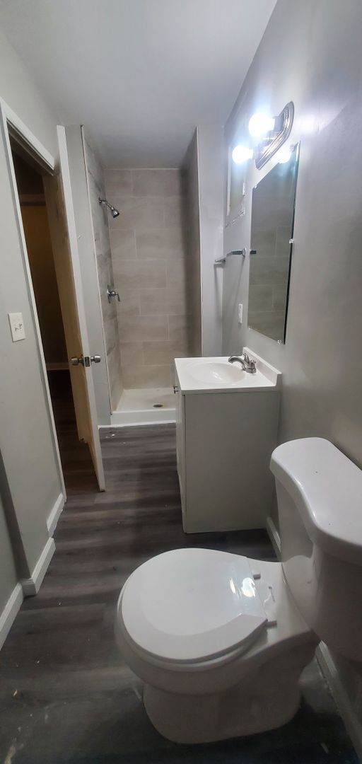 Foto del edificio - 482 Crestline Ave