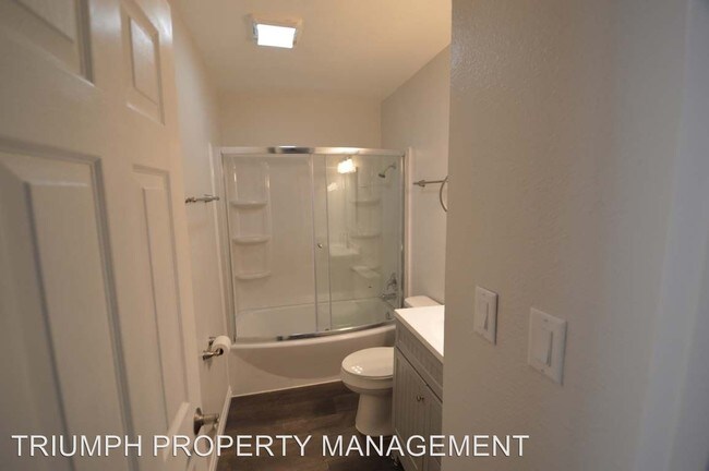 Building Photo - 3 br, 2 bath House - 4663 Drake Cir