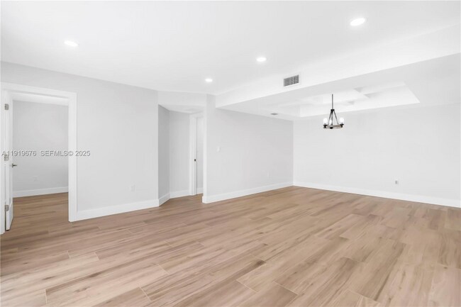 Foto del edificio - 6499 SW 39th St