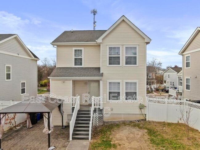 Foto del edificio - 238 Merrbaugh Dr