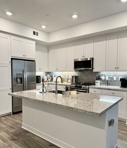Foto del edificio - 26976 W Prospector Rd
