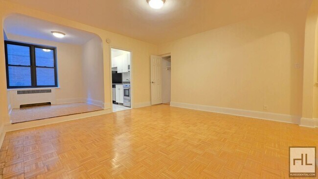 Building Photo - Spacious First-Floor Studio with Separate Alcove in Gramercy