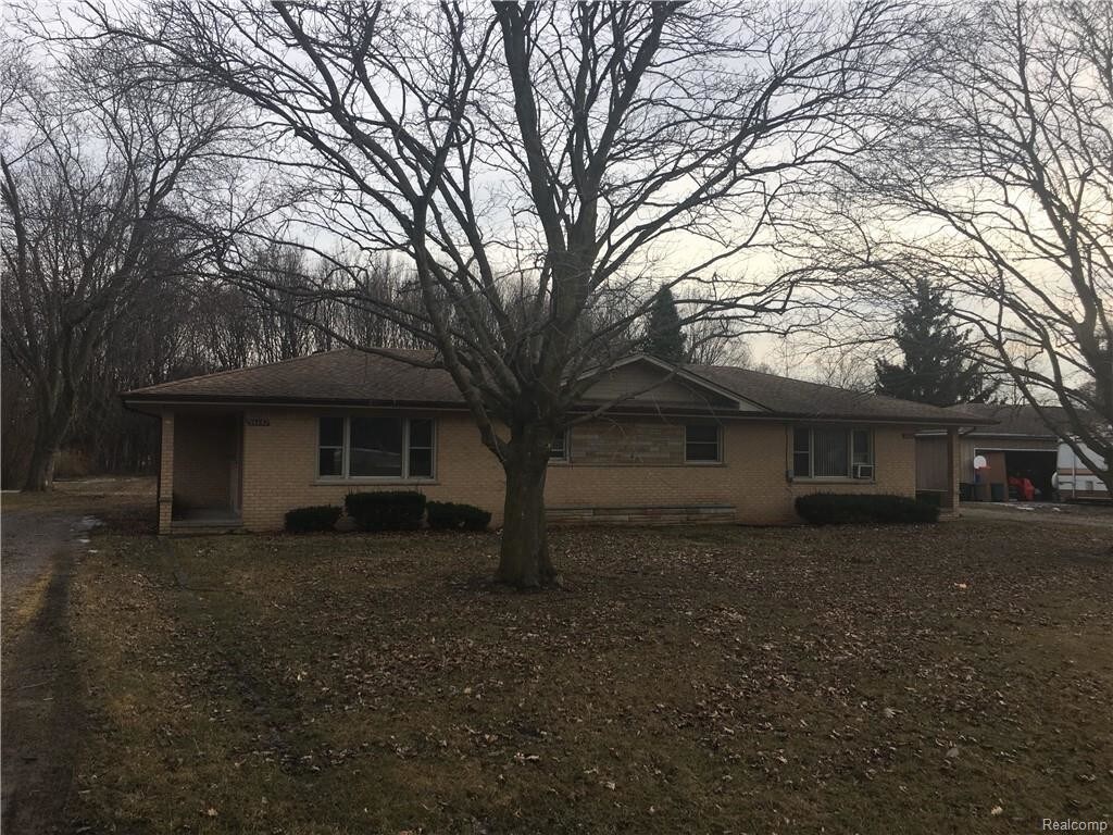 Foto principal - 24062 26 Mile Rd