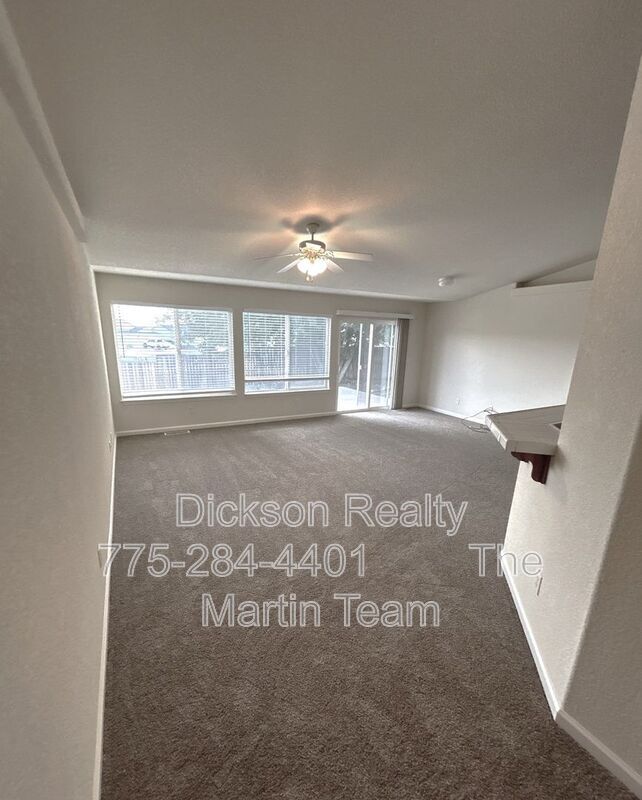 Foto del edificio - 643 Wedge Ln