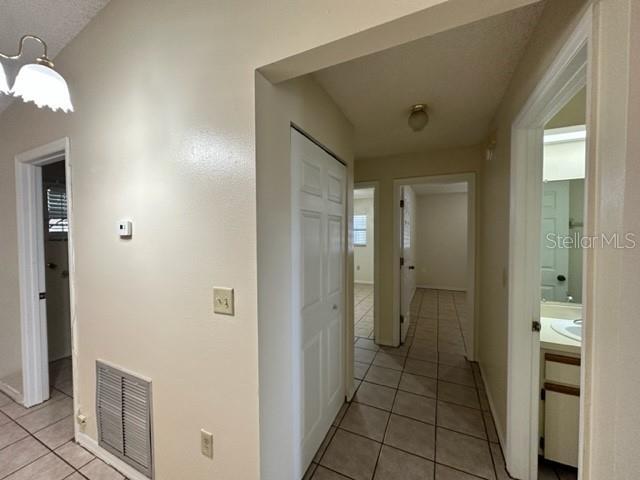 Building Photo - 32801 Lake Square Ct