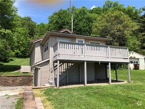 Building Photo - 2835 Linden Ave