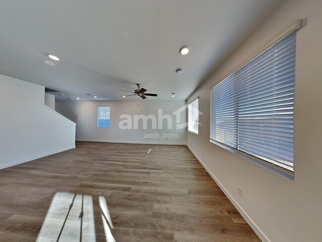 Foto del edificio - 9720 N Rancho Lozano
