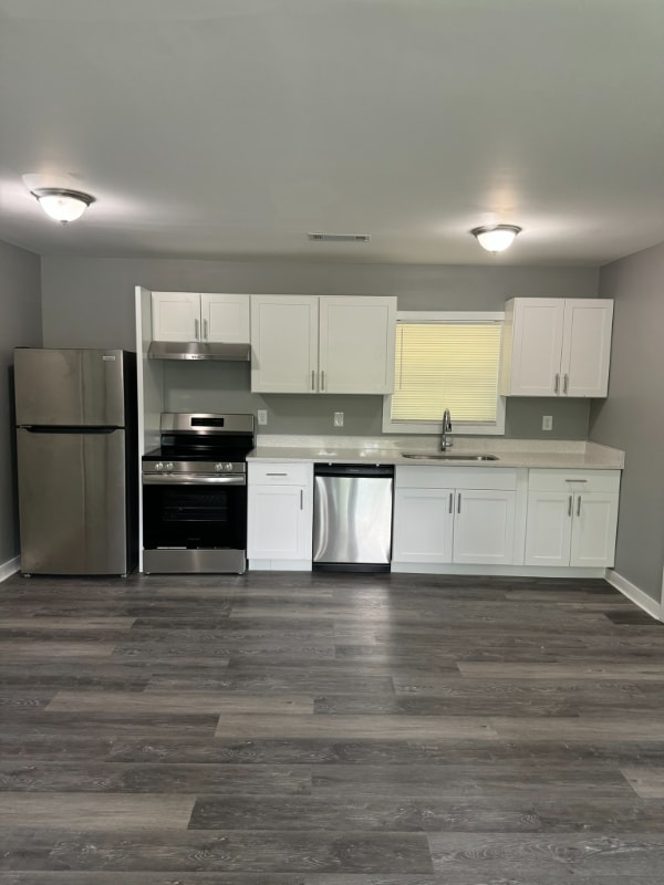 Building Photo - 3850 Spencer Cir