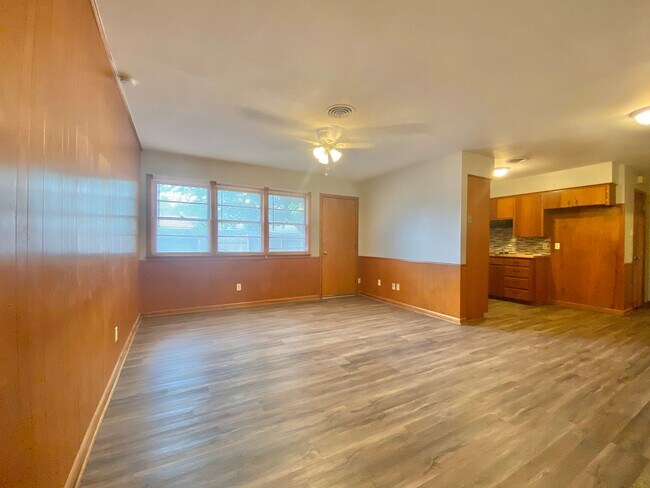 Foto del edificio - Newly Renovated 3 bed 2 bath