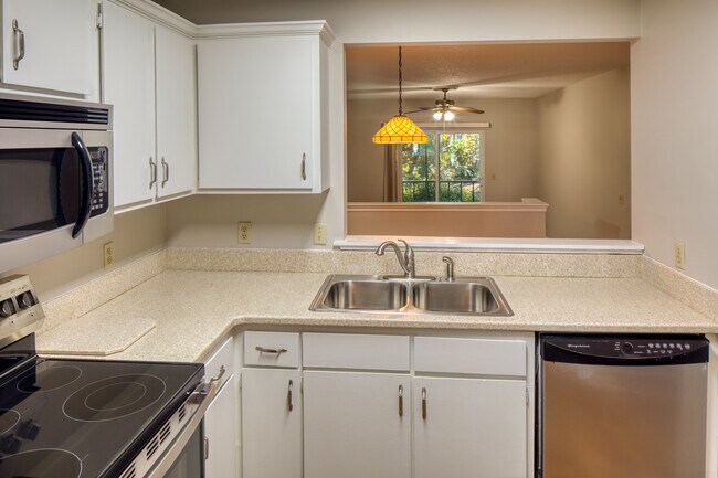 Foto del edificio - 104 Oyster Shell Ln