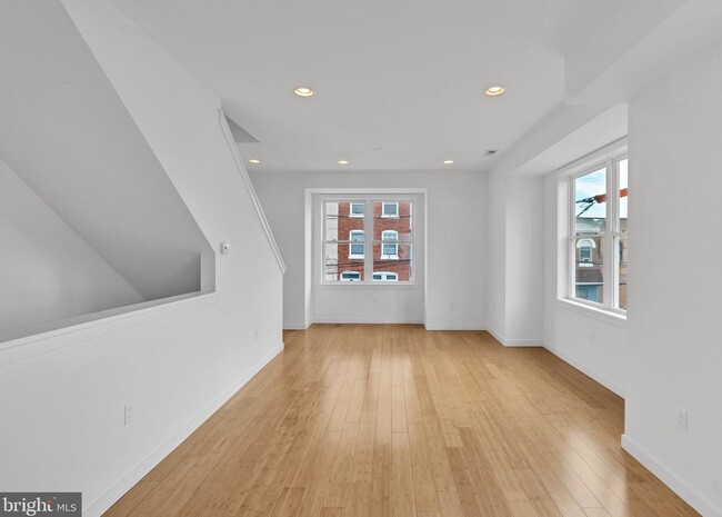 Building Photo - 2126 S 4th St