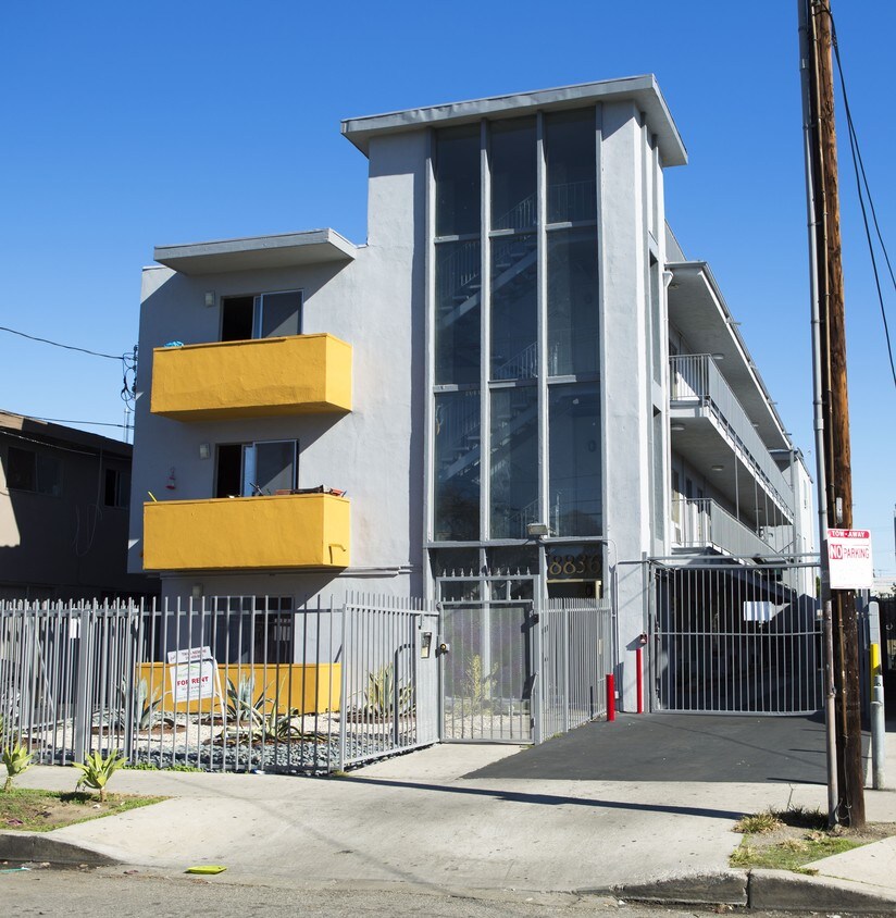 Exterior - 8836 Tobias Ave