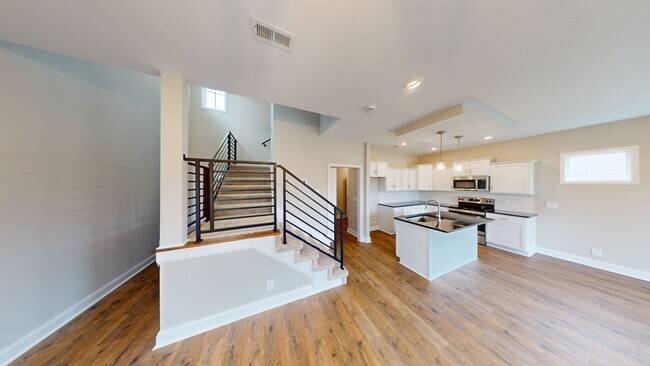 Building Photo - 2075 Ireland Wy