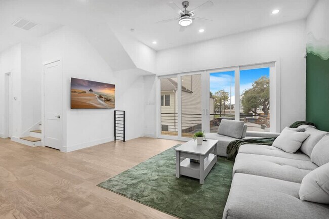 Foto del edificio - 2107 McGowen St