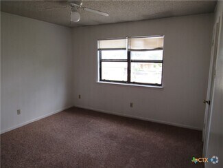 Building Photo - 2603 Bermuda Dr