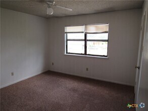 Building Photo - 2603 Bermuda Dr