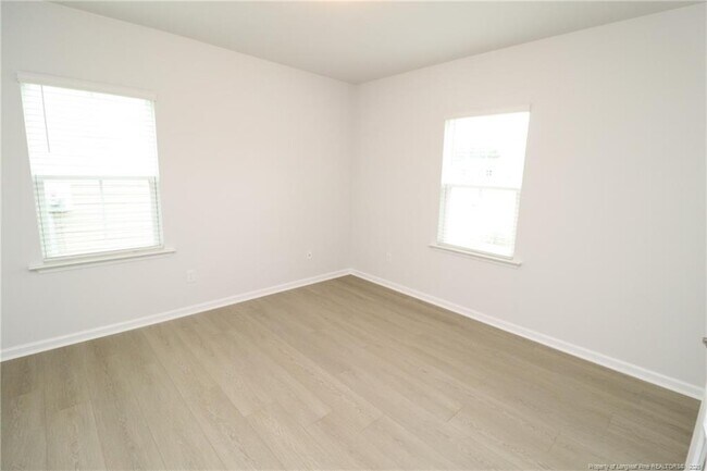 Building Photo - 756 Ben Ledi Ct