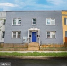 Building Photo - 1250 Queen St NE