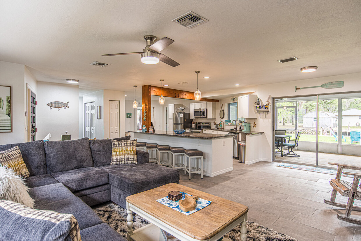 Foto principal - 3713 N Suwanee Pt