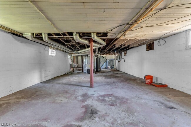Building Photo - 3229 W 32nd St