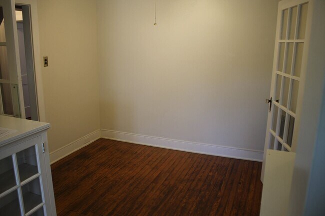Foto del edificio - 2nd floor apartment