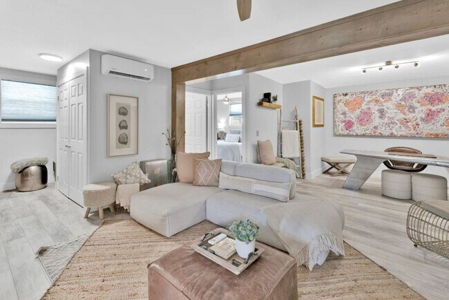 Building Photo - 316 Bream Ave