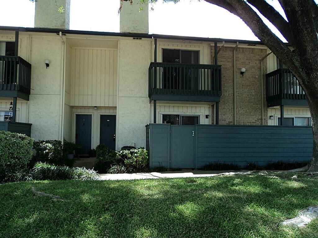250 El Dorado Blvd Unit 110, ster, TX 77598 Condo for Rent in