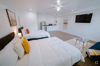 Building Photo - 5648 Berkshire Dr
