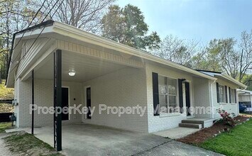 Building Photo - 5730 Teresa St