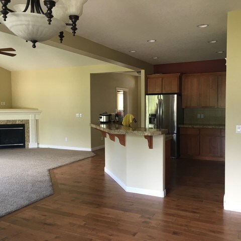 Foto del edificio - 5319 NW Daniels St