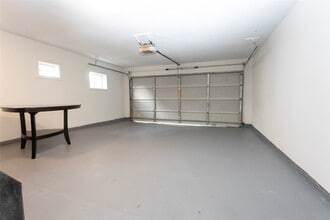 Building Photo - 10030 Tahoka Ln