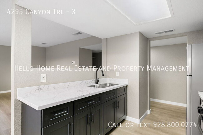 Foto del edificio - 4295 Canyon Trail