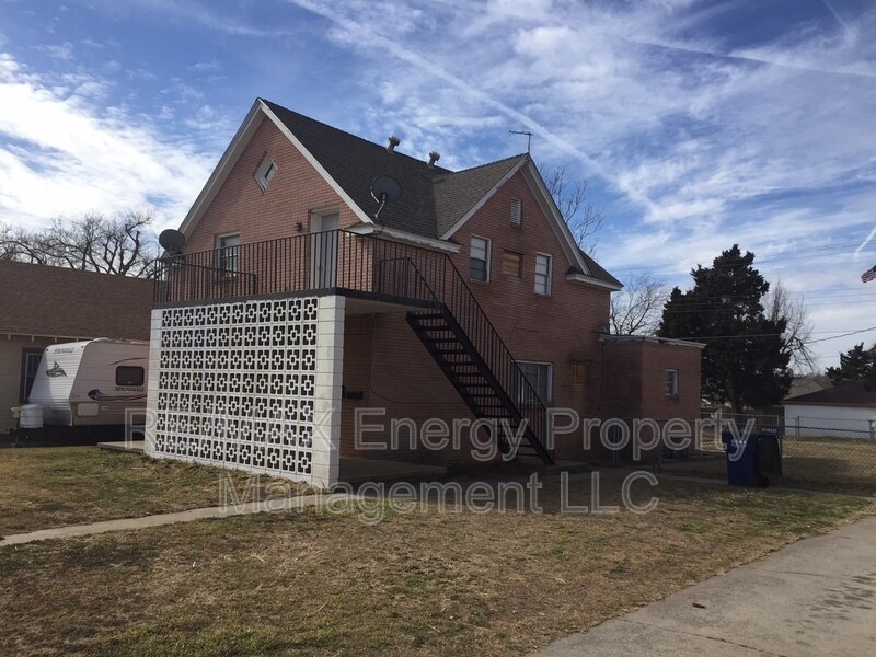 704 S Hadden Ave, El Reno, OK 73036 House Rental in El Reno, OK