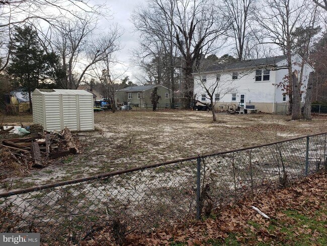 Building Photo - 4305 Stanley Terrace