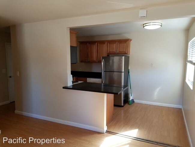 Foto del edificio - 807 W 9th St