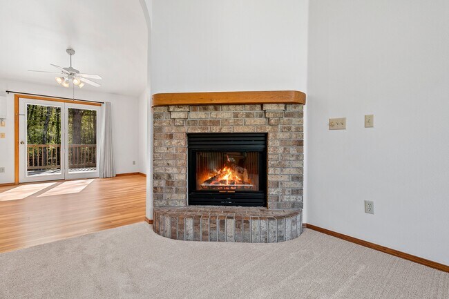 Building Photo - 3606 S Timber Trl